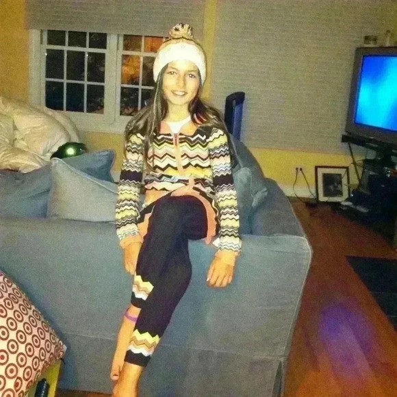 MISSONI Zig Zag Long Sleeve Hooded Girls Cardigan sz large perfect condition - Picture 1 of 3